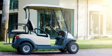 高爾夫球車推薦｜帶你選擇高效率、節能又好保養的車款！