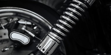 機車避震器VS檔車避震器｜了解避震器種類、定期檢查與維修重要性(1)