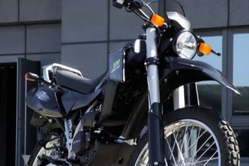 VR220 ABS  全新風格 曠野上市